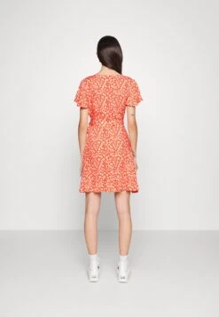 Even&Odd Kjole - Red/White -Fab Five Mote Butikk b42fb905476043a68f5b82f341de23cd