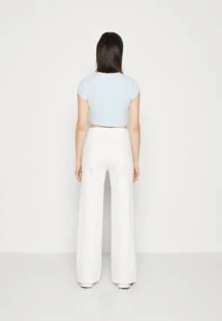 Even&Odd 2 Pack - T-Shirts - Dark Grey/Dark Blue 11 Even&Odd 2 Pack - T-Shirts - Dark Grey/Dark Blue -Fab Five Mote Butikk b6ee36e705ff4297bb1e52096326dc23