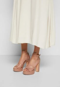 Even&Odd Sandaler Med Høye Hæler - Light Pink 12 Even&Odd Sandaler Med Høye Hæler - Light Pink -Fab Five Mote Butikk b76a6d2543454f2494cf6a4ee396aecb