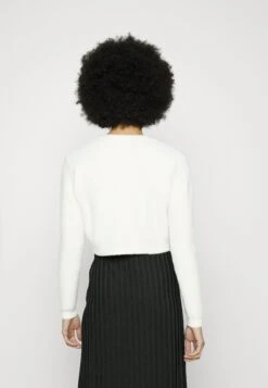 Even&Odd Cardigan - White 10 Even&Odd Cardigan - White -Fab Five Mote Butikk bab5abff9bd74a758a93f263f35038bc