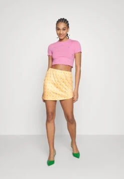 Even&Odd T-Shirts Med Print - Nude 8 Even&Odd T-Shirts Med Print - Nude -Fab Five Mote Butikk bb7ea4fe291146f496601ad6bfcb2fb3