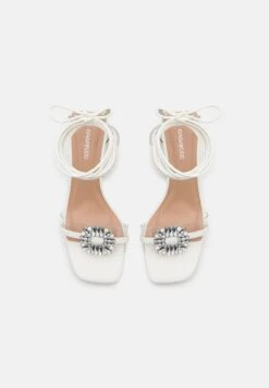 Even&Odd Sandaler - White 13 Even&Odd Sandaler - White -Fab Five Mote Butikk bd7b5f4774534953b38bf3b19cd25230