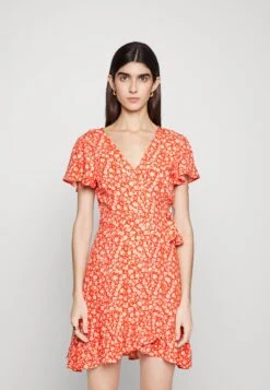 Even&Odd Kjole - Red/White -Fab Five Mote Butikk bf2a8ba4c31e4bb1b9aef0d56167334e