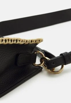 Even&Odd Skulderveske -Black -Fab Five Mote Butikk cbdb8f6e7ccf49bd8e481c5c4cf6ff9d