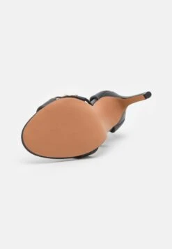 Even&Odd Sandaler - Black -Fab Five Mote Butikk cbe232e5767c4e6d83d47a2342cde781