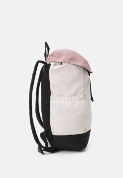 Even&Odd Ryggsekk - Beige 10 Even&Odd Ryggsekk - Beige -Fab Five Mote Butikk cbe7265b7bc945d591dea33aba9831b8