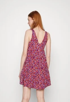 Even&Odd Sleeveless V Neck Volant Hem Flared Mini Dress (Eo-Ss23-C135-Sj) / Black - 802_Pink - 402_Orange - 205 - Kjole - Black - 802_Pink - 402_Orange - 205 10 Even&Odd Sleeveless V Neck Volant Hem Flared Mini Dress (Eo-Ss23-C135-Sj) / Black - 802_Pink - 402_Orange - 205 - Kjole - Black - 802_Pink - 402_Orange - 205 -Fab Five Mote Butikk cfaa0dc226794948b08bf33e896497ba