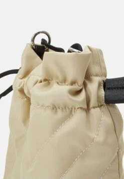 Even&Odd Skulderveske - Beige/Black -Fab Five Mote Butikk d7028914e1c9417f9e97c92e257ab649