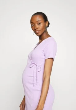 Jerseykjole - Fliede 12 Jerseykjole - Fliede -Fab Five Mote Butikk d712497181ef496f90d3ea0c56ed400a