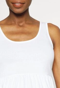 2 Pack - Topper - White/Yellow -Fab Five Mote Butikk d8a46772ee3241cc94bcc2ff998e8273