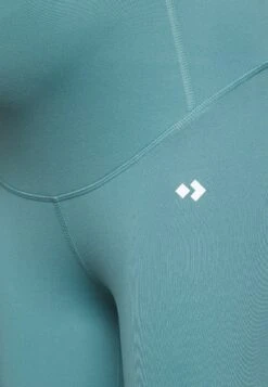 Tights - Mint 7 Tights - Mint -Fab Five Mote Butikk e4689b81e3bd492f87def8179318bc4b