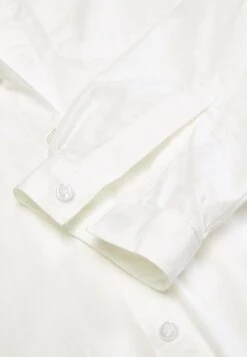 Even&Odd Bluse - White 26 Even&Odd Bluse - White -Fab Five Mote Butikk e5133c7fef7a4e8d86b66d8459fbfae2