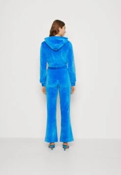 Even&Odd Sweatjakke - Blue 10 Even&Odd Sweatjakke - Blue -Fab Five Mote Butikk e6cb40be41774aadb4e78673a57e5ff7