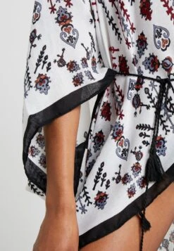 Even&Odd Lett Jakke - Off-White 11 Even&Odd Lett Jakke - Off-White -Fab Five Mote Butikk e804b5b1e78c4f129c9f631dbe876904