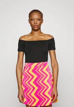 Even&Odd T-Shirts - Black