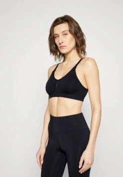 Nursing Light Support Sports Bra - Sports-Bh-Er Med Lett Støtte - Black 11 Nursing Light Support Sports Bra - Sports-Bh-Er Med Lett Støtte - Black -Fab Five Mote Butikk ead5eddd8d2d410e8f4223759827b836