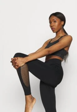 Tights - Black 11 Tights - Black -Fab Five Mote Butikk ed5578efda9347459d73574233fc2c7b