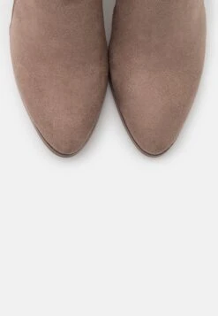 Even&Odd Høye Støvler - Taupe 13 Even&Odd Høye Støvler - Taupe -Fab Five Mote Butikk ee44cbb511e4465088eac6c89b7c9205