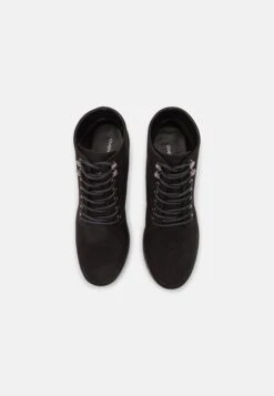 Snørestøvletter - Black 13 Snørestøvletter - Black -Fab Five Mote Butikk ef9f1b1132fa483189652999c5aa21c6