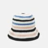 Even&Odd Hatt - White/Black/Blue 1 Even&Odd Hatt - White/Black/Blue -Fab Five Mote Butikk f02ec4b4a0bb4defa7008b17949d9892