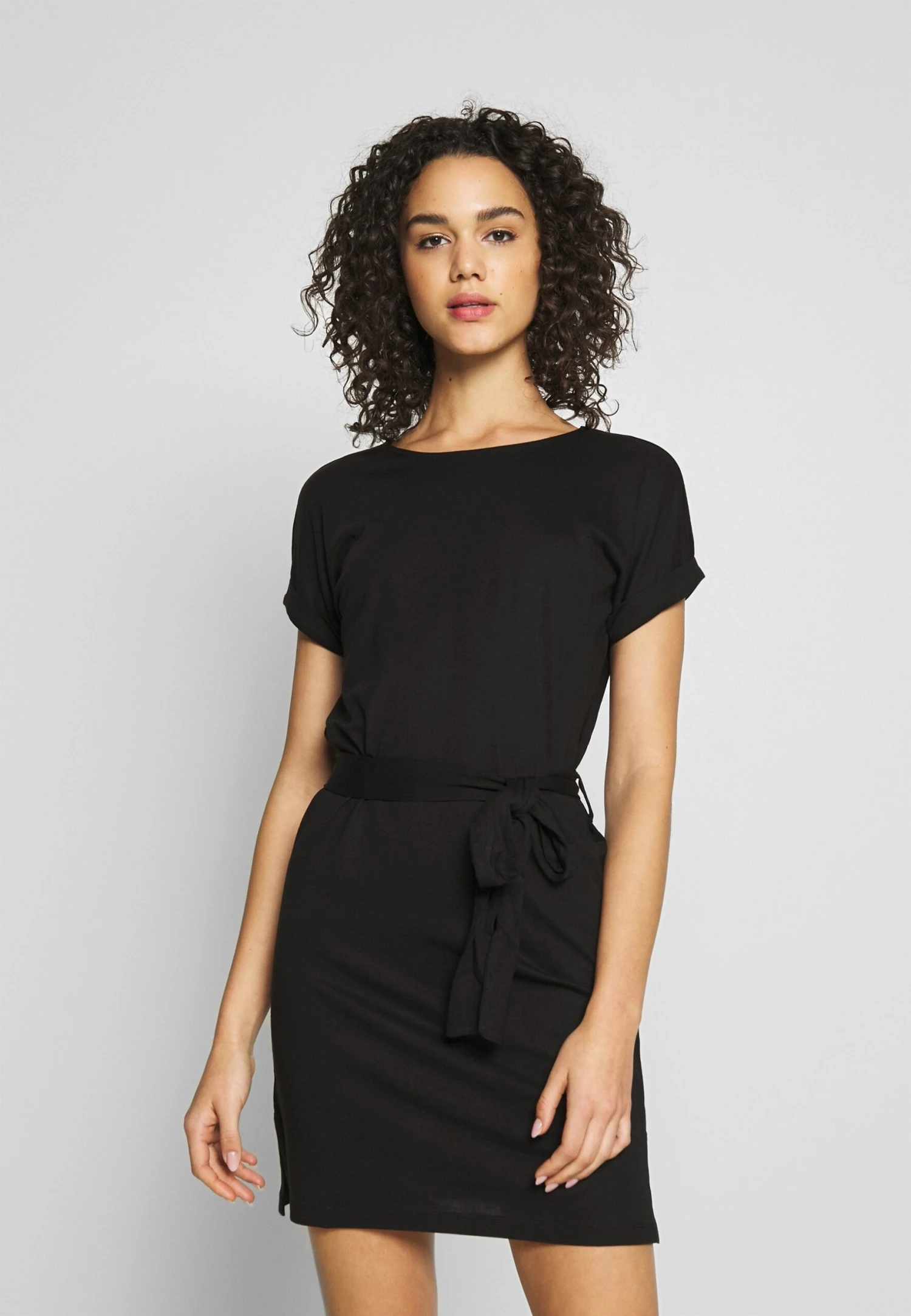 Even&Odd Basic Short Sleeves Mini Belted Dress - Jerseykjole - Black/Black 3 Even&Odd Basic Short Sleeves Mini Belted Dress - Jerseykjole - Black/Black