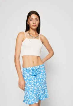 Even&Odd Mini Skirt With Volant - A-Line Skjørt - Light Blue/White 11 Even&Odd Mini Skirt With Volant - A-Line Skjørt - Light Blue/White -Fab Five Mote Butikk f70d50e2834245a6a04790cfd8c0c744