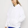 Even&Odd Hoodie - White -Fab Five Mote Butikk f7186a0bcaf54bf096d1bdbd881d7f1a