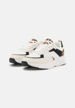 Even&Odd Joggesko - White/Brown/Black -Fab Five Mote Butikk f8fb1cad8b18461c99e0ef46665d3e33