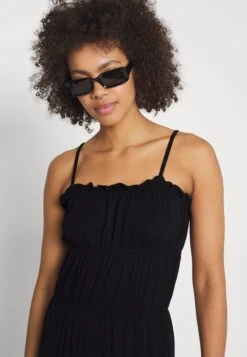 Even&Odd Maxi Dress Tiered Skirt- Maxikjole - Black 11 Even&Odd Maxi Dress Tiered Skirt- Maxikjole - Black -Fab Five Mote Butikk fa08d72969514a34a3f41bd2c68e7329