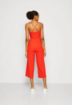 Even&Odd Jumpsuit - Red -Fab Five Mote Butikk ff1dce56e23f45f681d6a19ab04d938c